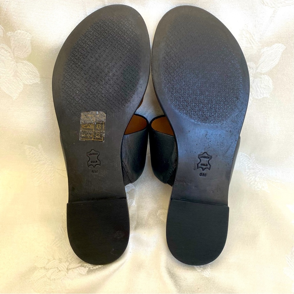 Tory Burch 73193 Patos Black Leather Gold Hardware Women's Sandal Sz 6M - Picture 9 of 10